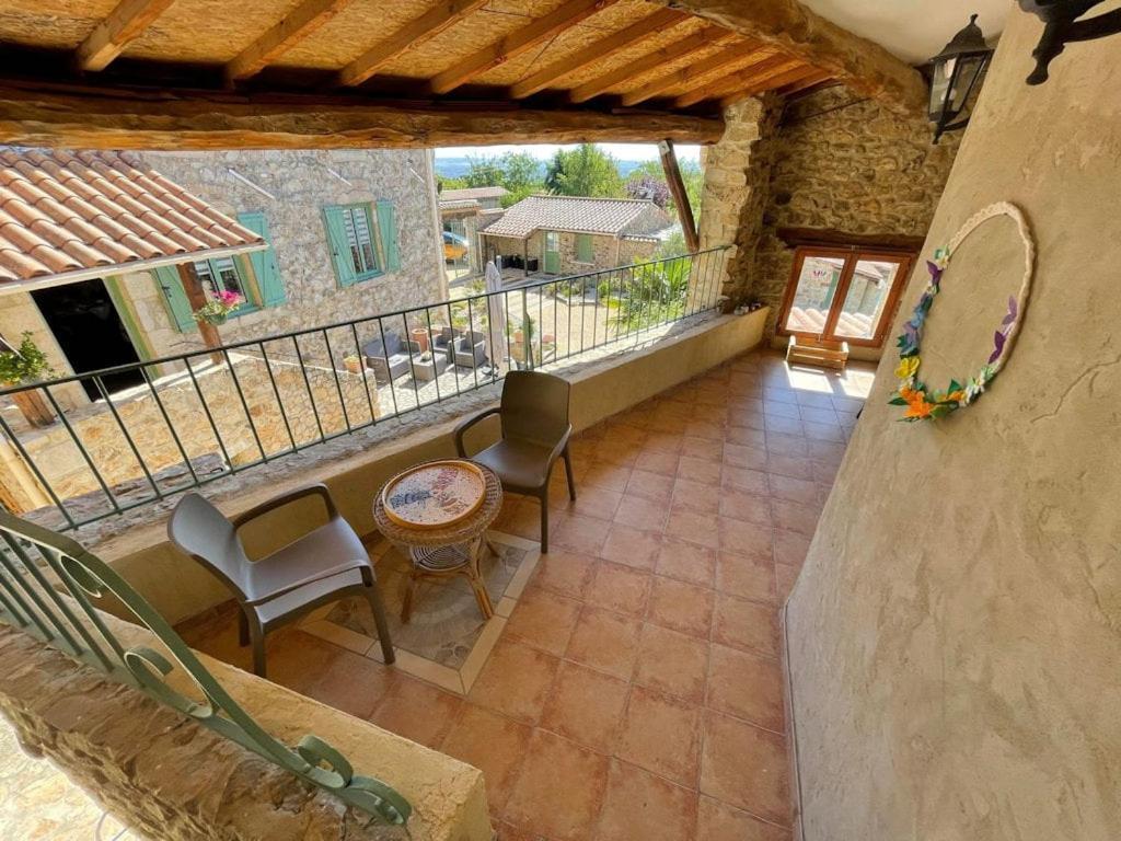Domaine Saint Claude - Gite , Chambres D'Hotes & Hebergement Insolite Malleval Buitenkant foto