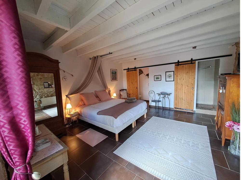 Domaine Saint Claude - Gite , Chambres D'Hotes & Hebergement Insolite Malleval Buitenkant foto